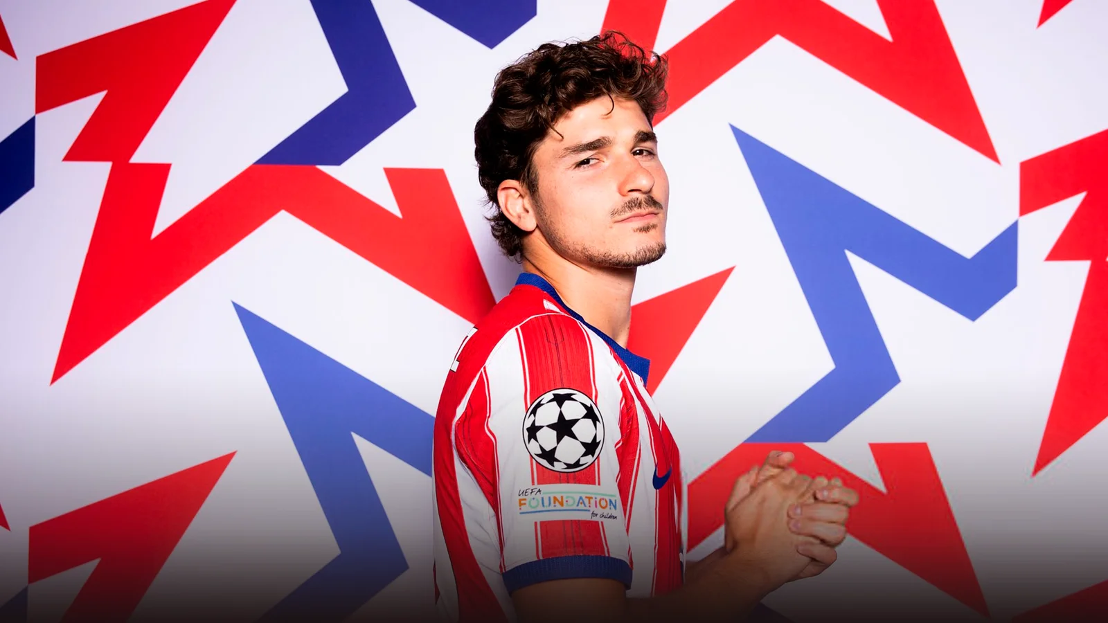 El Atlético de Madrid posó con su plantilla completa para la UEFA de cara a la Champions League
